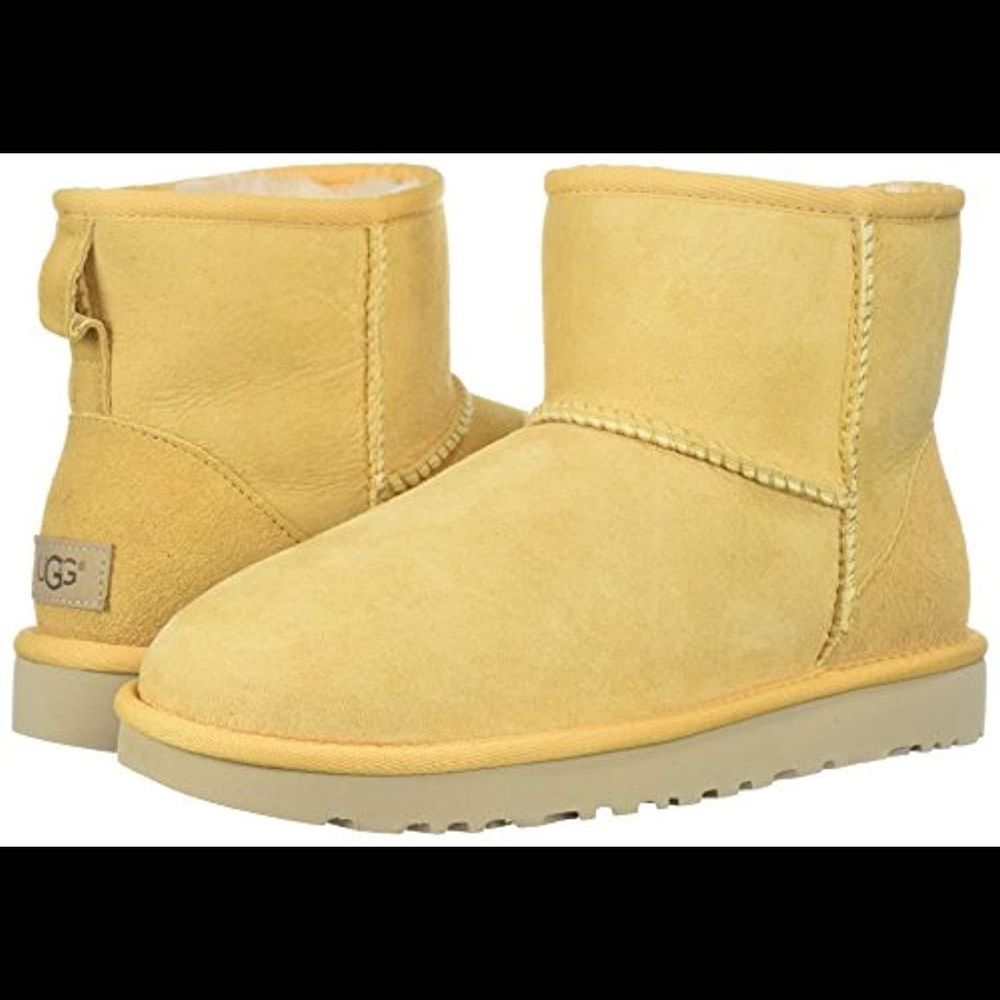 UGG Mini II Boots - Picture 8 of 8